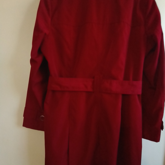 AVANTI Red Trench Coat (Lg) - Picture 3 of 7